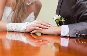手相婚姻线怎么看出一个人的婚姻